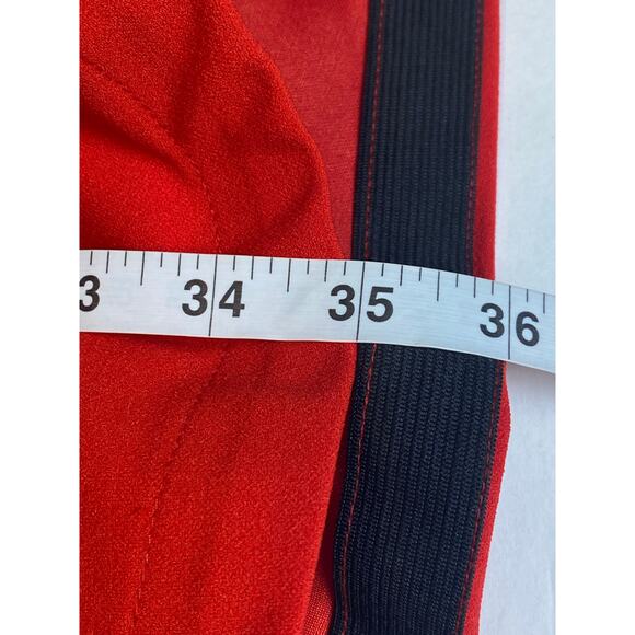 B. Darlin Juniors Red Keyhole Halter Front Open Back Party Dress Size 1/2 - Picture 9 of 9